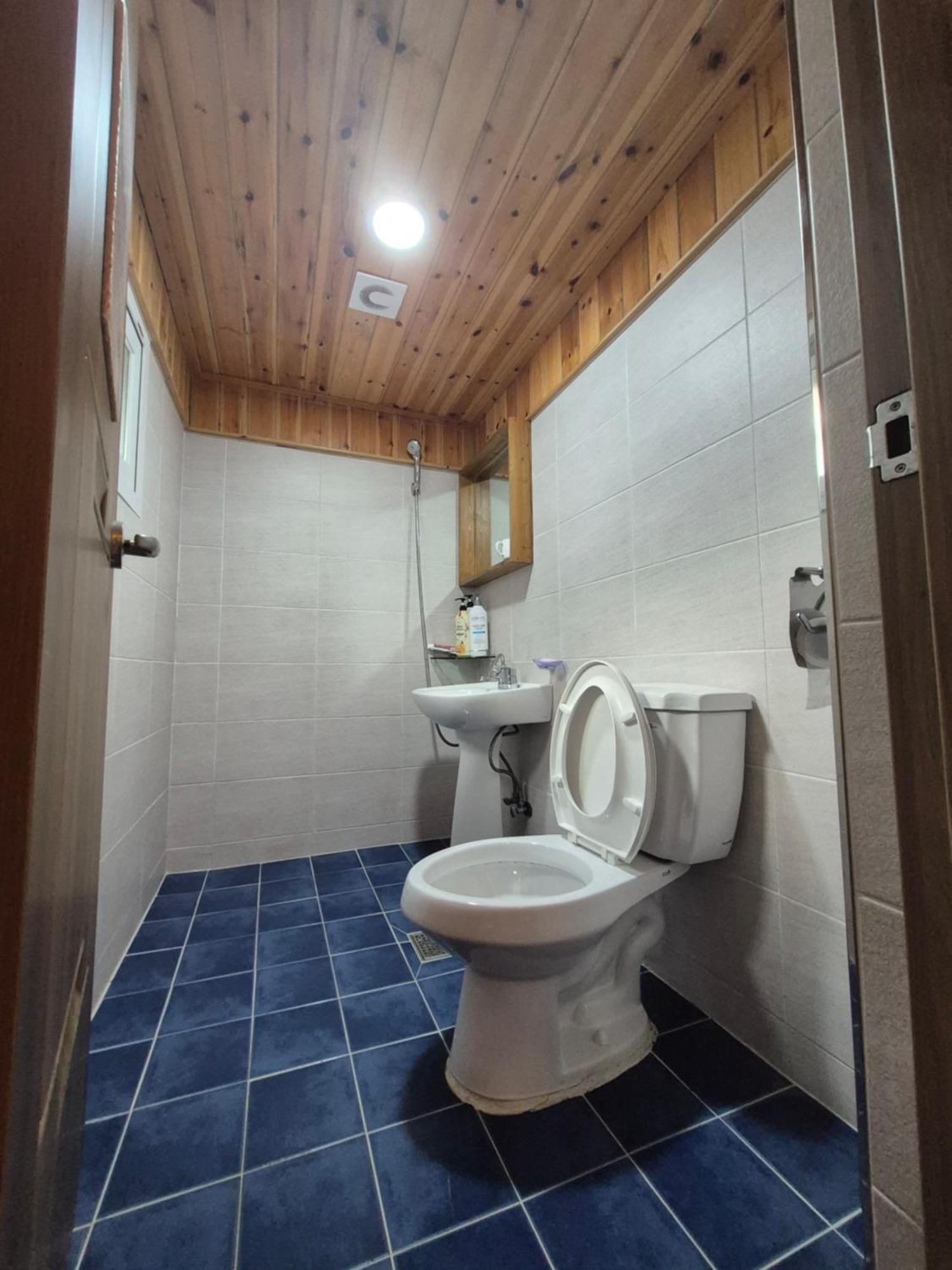 Jeonju Tosarang Guesthouse Room photo
