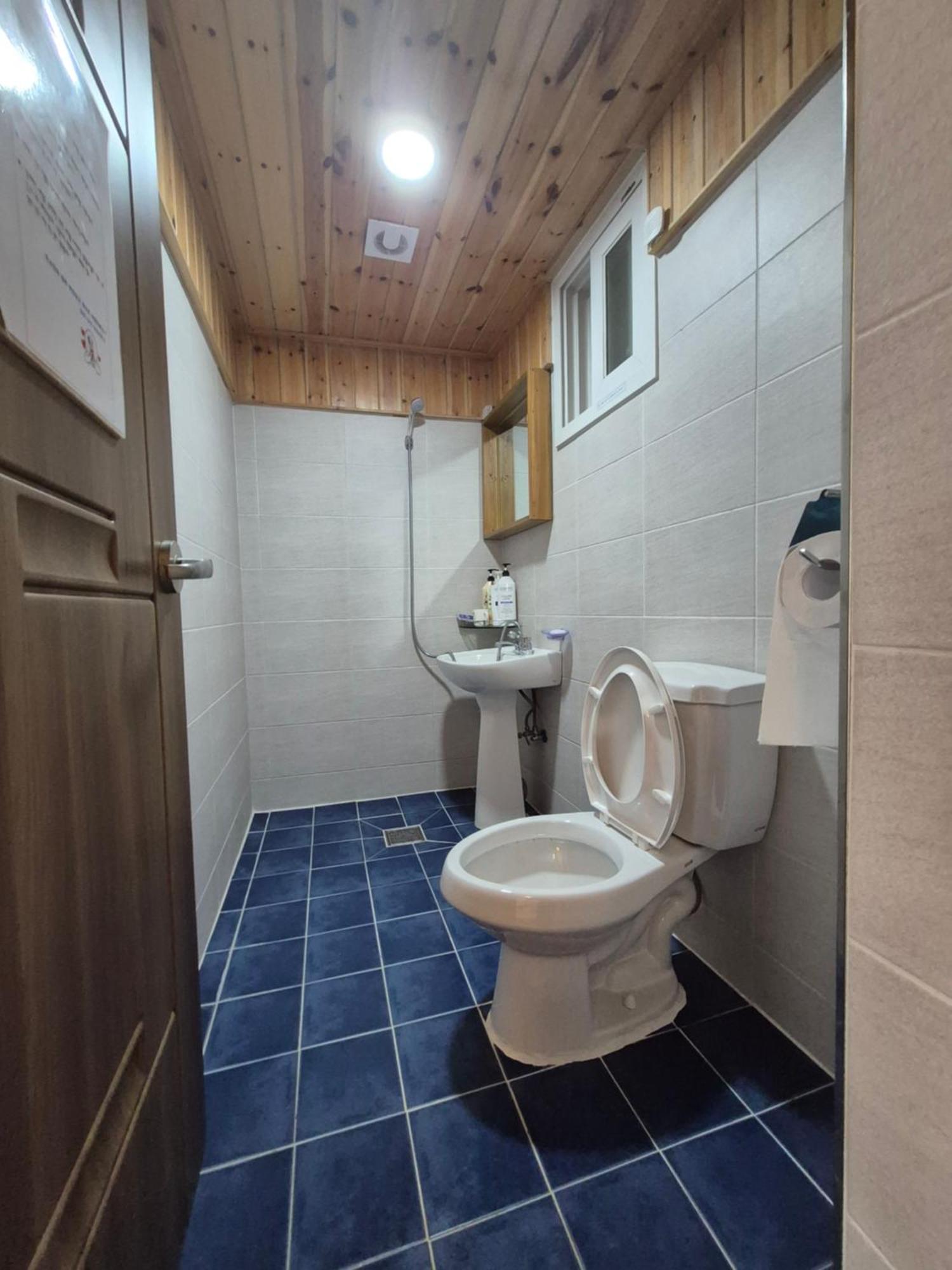 Jeonju Tosarang Guesthouse Room photo